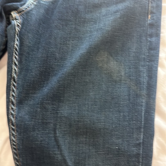 Banana Republic dark blue jeans. Nice slim fit jeans with small stain on front - Picture 4 of 4